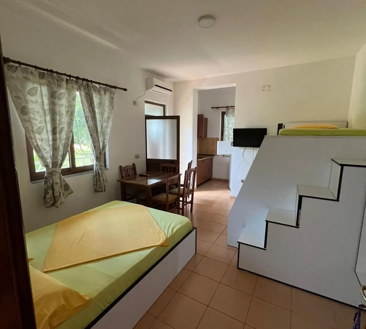 Hotel Kopliku Velipojë Arnavutluk